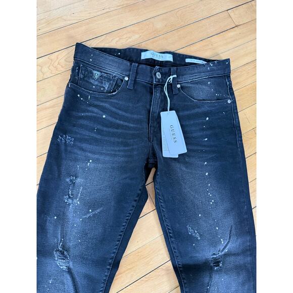 NWT GUESS mens slim tapered pants splatter stretch jeans black denim distressed - Picture 3 of 10